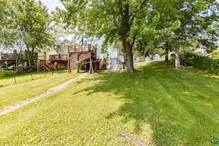 1126 North 6th Ave E, Duluth, MN 55805 - Photo 32