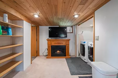 2822 E 6th St, Superior, WI 54880 - Photo 22