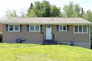 138 Artavia St, Duluth, MN 55811 - Photo 1