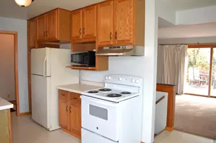 138 Artavia St, Duluth, MN 55811 - Photo 8
