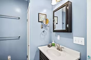 26 W Mankato St, Duluth, MN 55803 - Photo 18