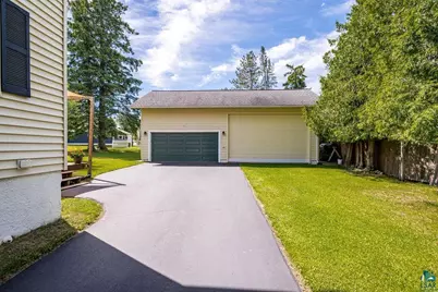 26 W Mankato St, Duluth, MN 55803 - Photo 28