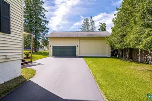 26 W Mankato St, Duluth, MN 55803 - Photo 28