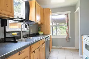 1801 Tyrol St, Duluth, MN 55811 - Photo 10