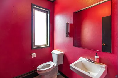 29 E Chapman St, Ely, MN 55731 - Photo 58