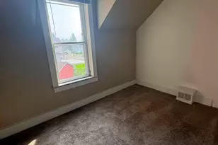 312 E 6th St, Duluth, MN 55805 - Photo 14