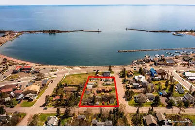 14 W 4th Ave, Grand Marais, MN 55604 - Photo 2