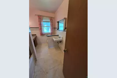 2109 W 22nd St, Duluth, MN 55811 - Photo 22
