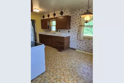 2109 W 22nd St, Duluth, MN 55811 - Photo 10