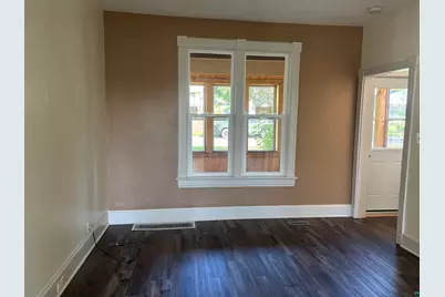 826 E 6th St, Duluth, MN 55805 - Photo 8