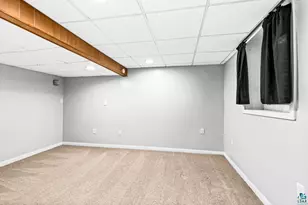 809 N Robin Ave, Duluth, MN 55811 - Photo 28