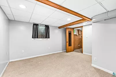 809 N Robin Ave, Duluth, MN 55811 - Photo 30
