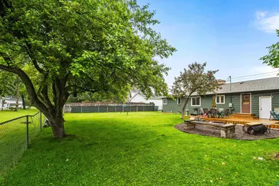 76 N 21st St E, Superior, WI 54880 - Photo 44