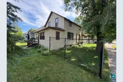 2130 E 11th Ave, Hibbing, MN 55746 - Photo 16