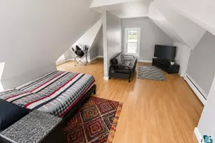 1308 E 4th St, Duluth, MN 55805 - Photo 8