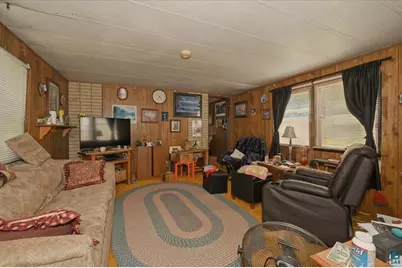 4386 S Irondale Rd, Superior, WI 54880 - Photo 8