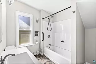 309 Maryland St, Duluth, MN 55803 - Photo 22