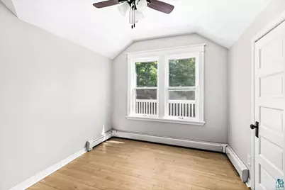 309 Maryland St, Duluth, MN 55803 - Photo 26