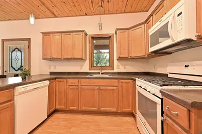 6541 Highway 1, Finland, MN 55603 - Photo 8