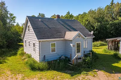 24 N Pioneer Rd, Ely, MN 55731 - Photo 2