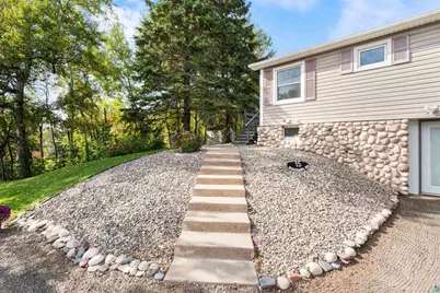 15 Rindahl Ln, Duluth, MN 55811 - Photo 2