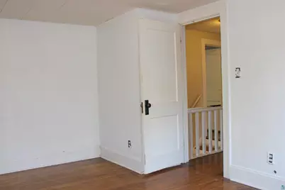 1920 E 7th Ave E, Hibbing, MN 55746 - Photo 8