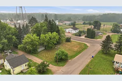 3934, 3936 Main St, Kettle River, MN 55757 - Photo 4