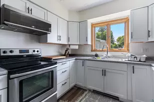 1205 Grand Ave, Superior, WI 54880 - Photo 6