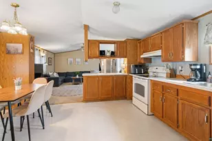 27 Juniper Ln, Duluth, MN 55810 - Photo 6