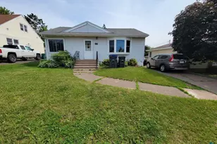2614 Piedmont Ave, Duluth, MN 55811 - Photo 1