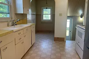121 E Pattison St, Ely, MN 55731 - Photo 8
