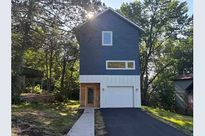 1432 N 8th Ave E, Duluth, MN 55805 - Photo 1