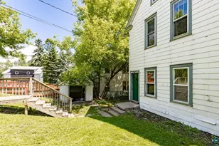 217 E 7th St, Duluth, MN 55805 - Photo 8