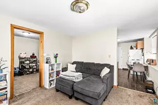 217 E 7th St, Duluth, MN 55805 - Photo 14