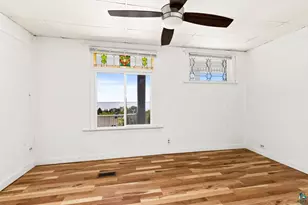 217 E 7th St, Duluth, MN 55805 - Photo 34
