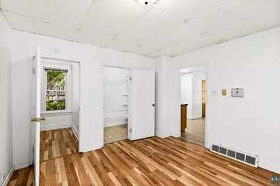 217 E 7th St, Duluth, MN 55805 - Photo 40