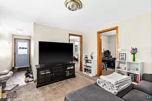 217 E 7th St, Duluth, MN 55805 - Photo 16
