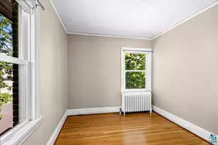 1529 E 5th St, Duluth, MN 55812 - Photo 18