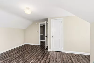4215 London Rd, Duluth, MN 55804 - Photo 30
