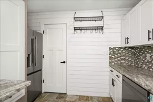 3751 Martin Rd, Duluth, MN 55803 - Photo 12