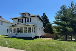 2260 W 13th St, Duluth, MN 55806 - Photo 2