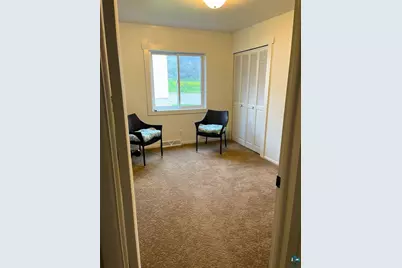 5273 Spruce Ct, Duluth, MN 55804 - Photo 10