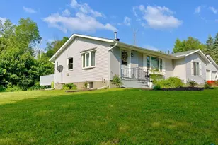 5273 Spruce Ct, Duluth, MN 55804 - Photo 2