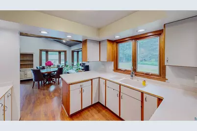 1521 Highway 61 E, Grand Marais, MN 55604 - Photo 14