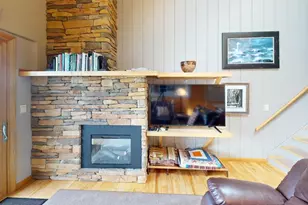 6626 Hwy 61 W, Tofte Township, MN 55615 - Photo 8