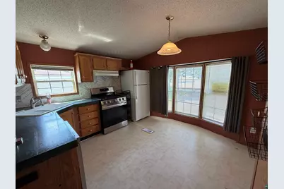 33 Elder Dr, Duluth, MN 55810 - Photo 8