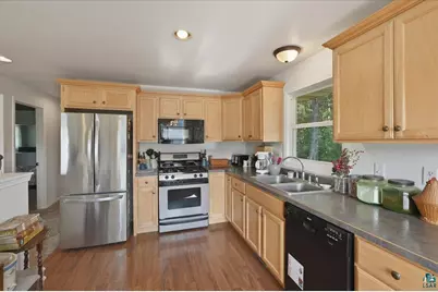 507 2nd St, Proctor, MN 55810 - Photo 6