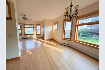 13 W 8th St, Duluth, MN 55805 - Photo 8