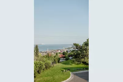 13 W 8th St, Duluth, MN 55805 - Photo 42