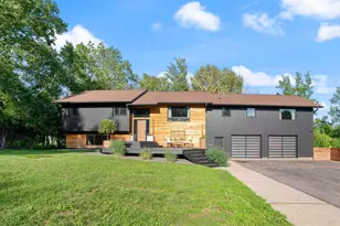 1510 Woodbury Ln, Duluth, MN 55803 - Photo 2
